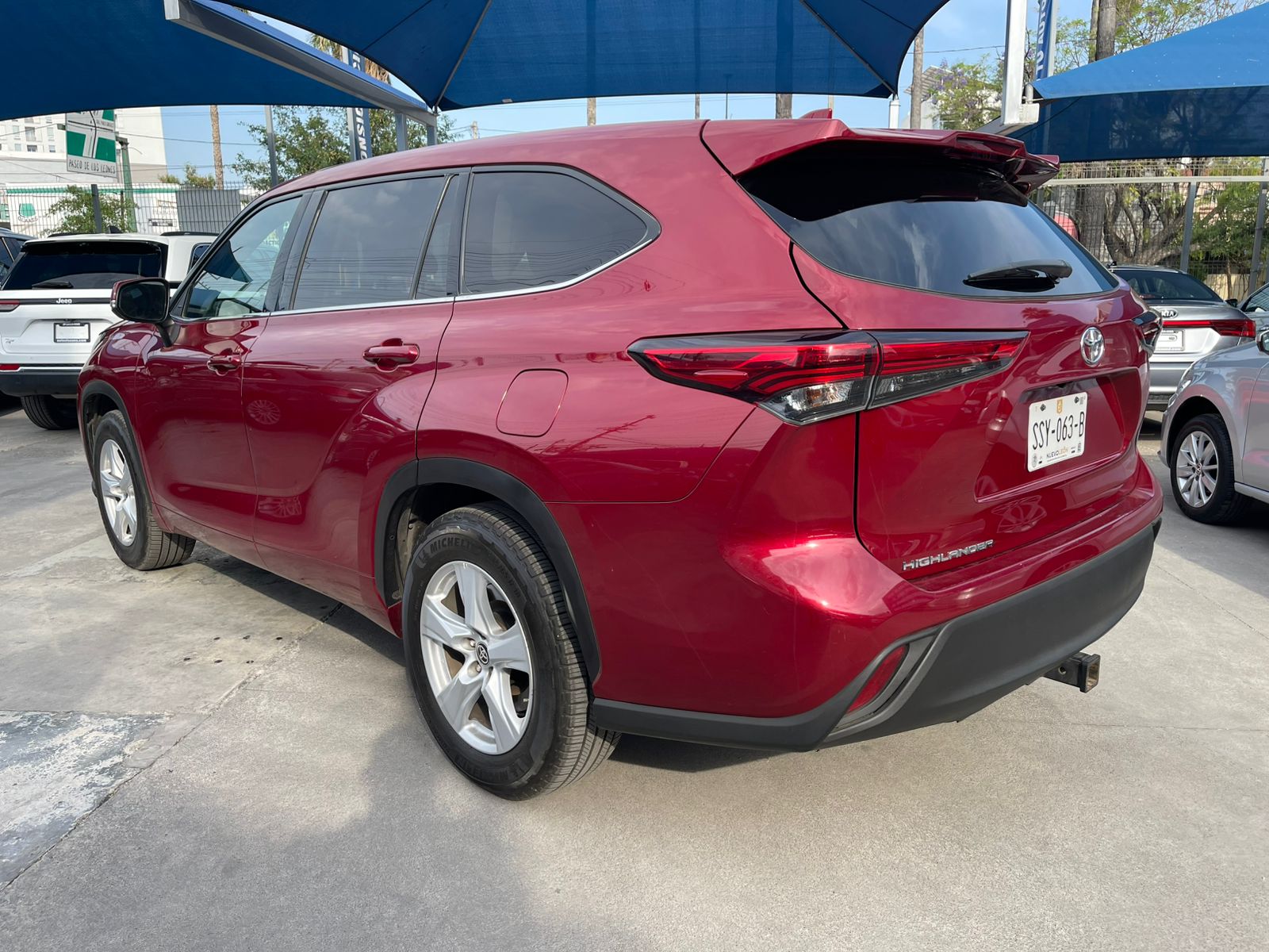 TOYOTA HIGHLANDER LE 2020