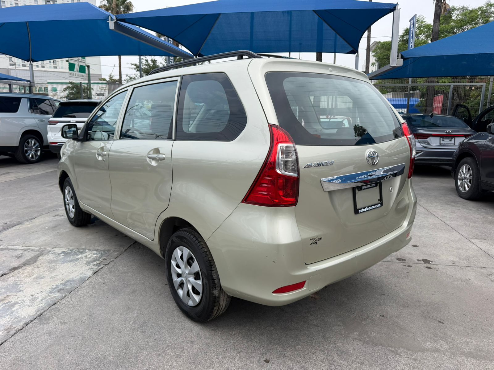 TOYOTA AVANZA PREMIUM 2017