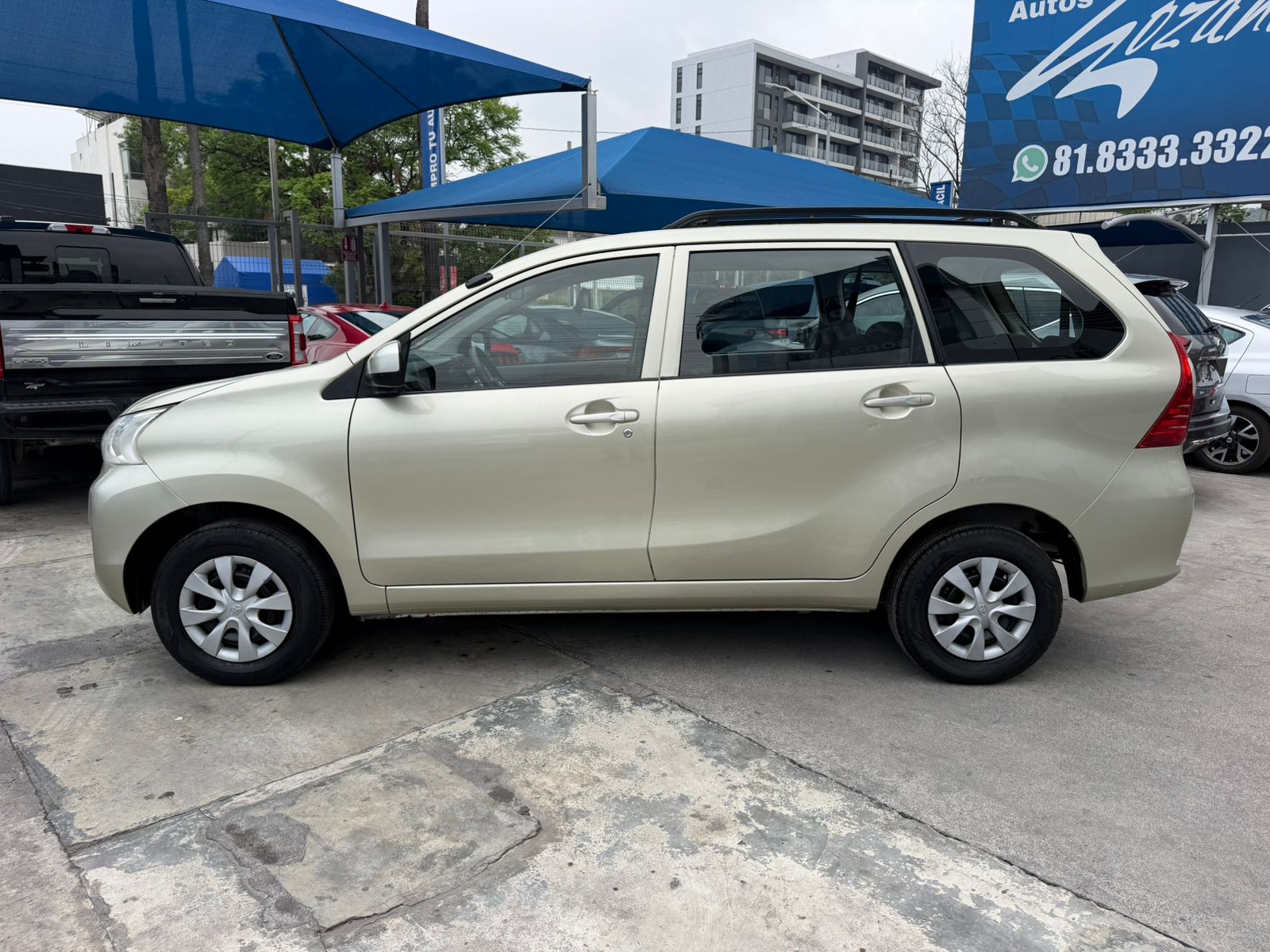 TOYOTA AVANZA PREMIUM 2017