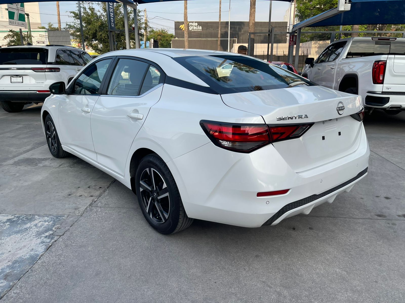 Nissan Sentra Advance 2024