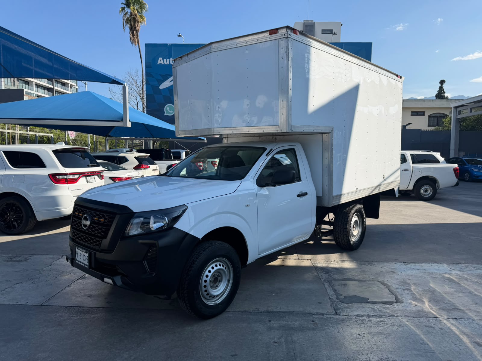 Nissan NP300 Caja Seca 2024