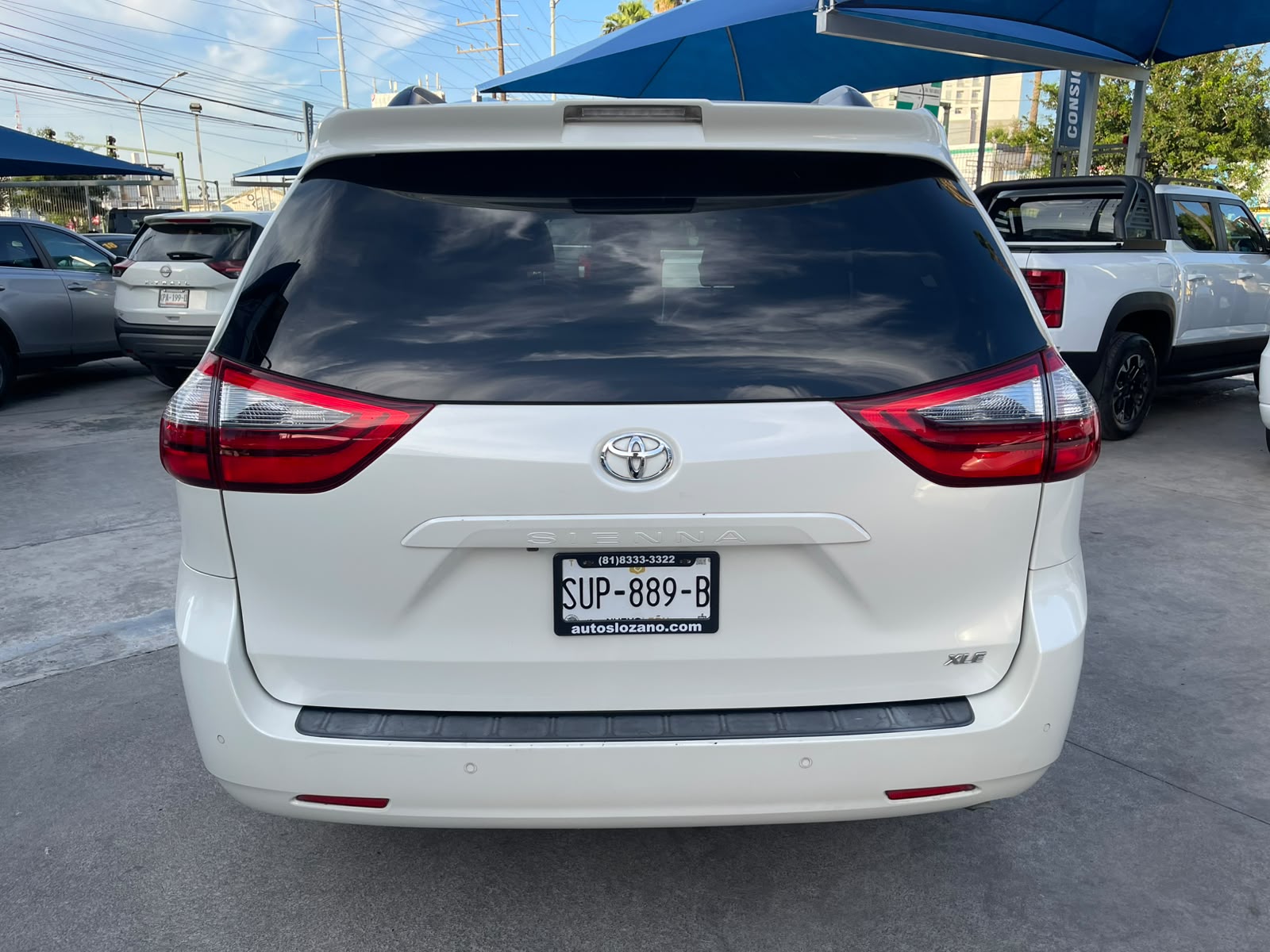 TOYOTA SIENNA XLE 2020