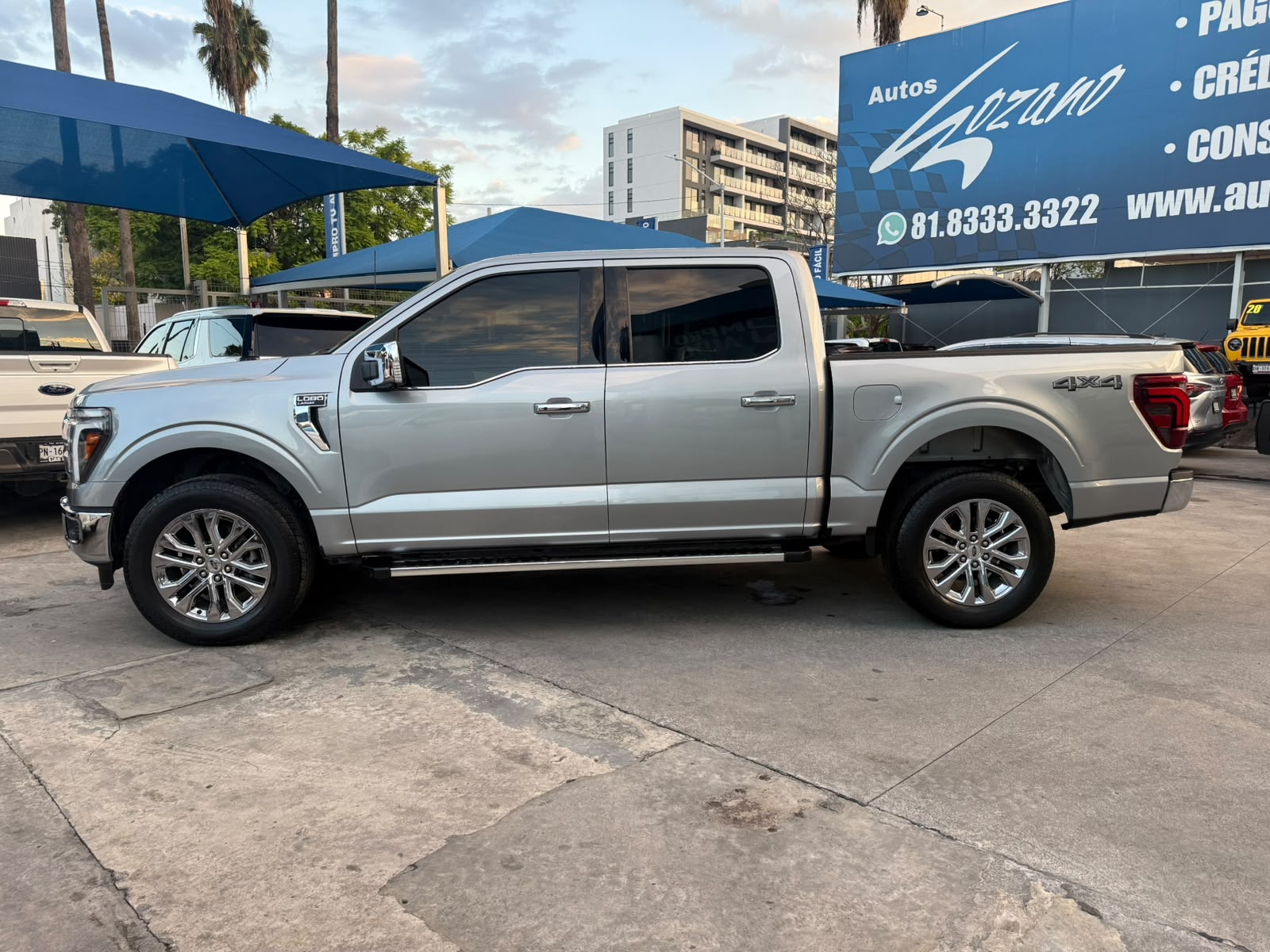 FORD LOBO LARIAT 2025