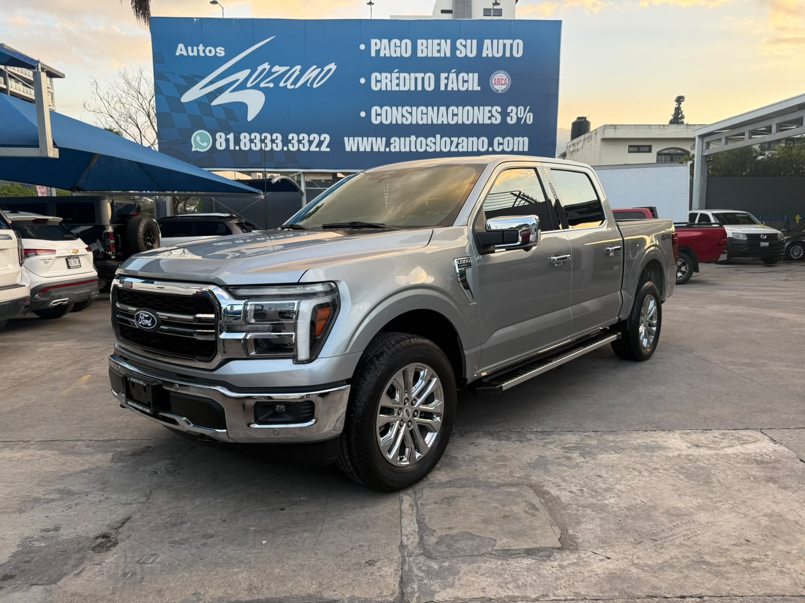 FORD LOBO LARIAT 2025