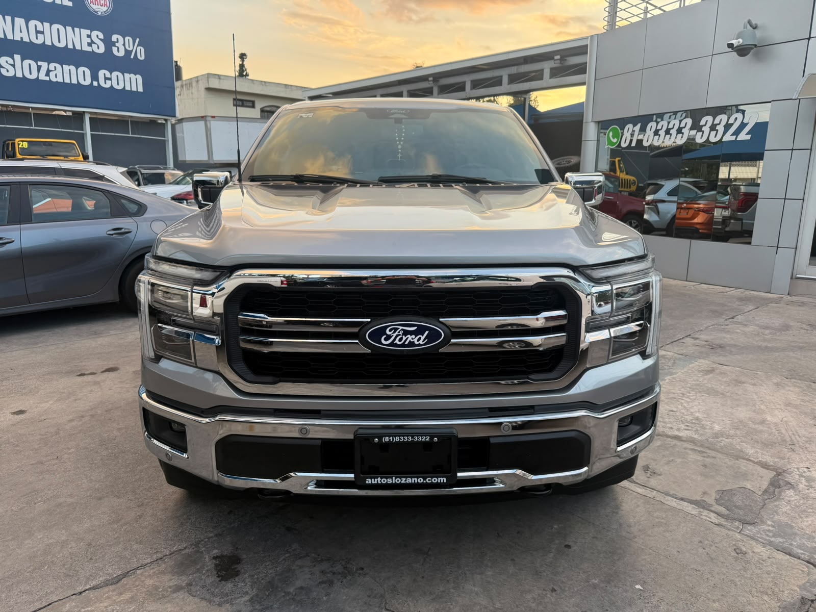 FORD LOBO LARIAT 2025