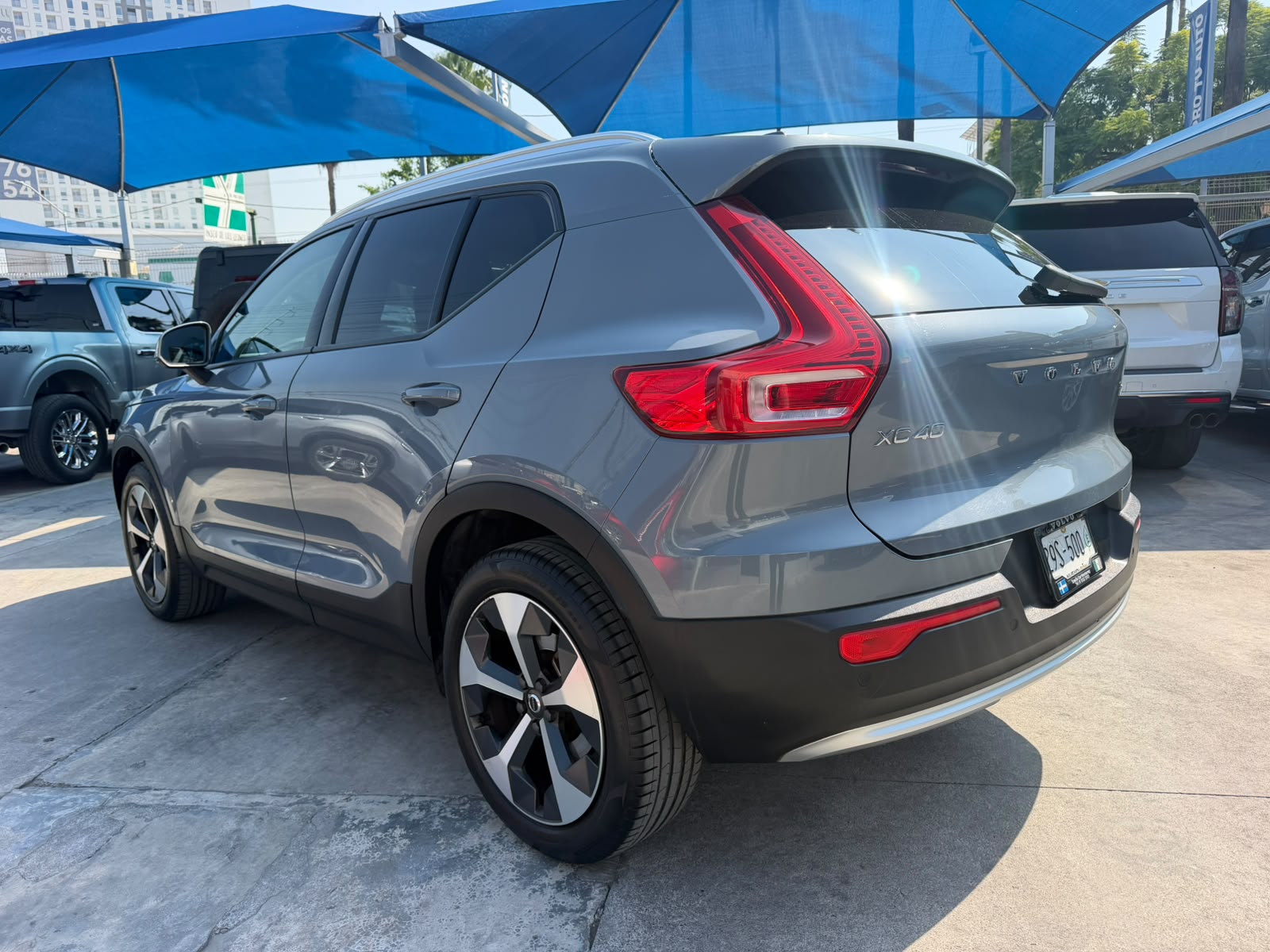 VOLVO XC40 B4 MILD-HYBRID 2023